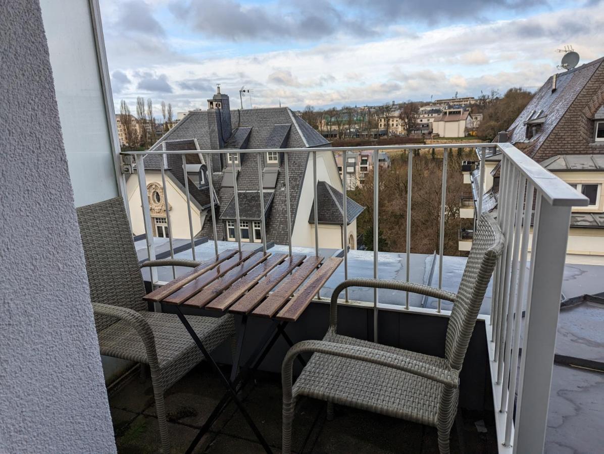 Top Floor Luxembourg City Studio With A Great View Lägenhet Exteriör bild